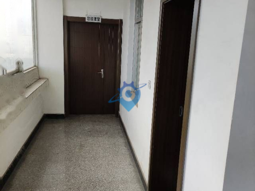 官渡经开小石坝紧贴安石公路独门独院产证齐全行车产房仓库空地租