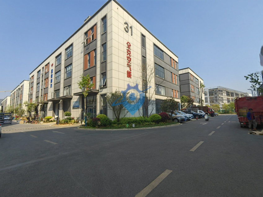 首付三成 拥有自己的独栋厂房 1200平现楼厂房出售紧邻高速 可环评独立产权