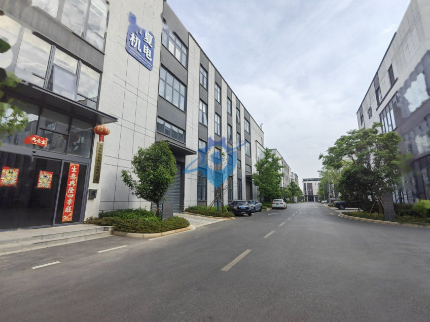 厂房仓库招租 层高7.8米可做隔层 可装行车 手续齐全不拆迁 可环评 挂车可进