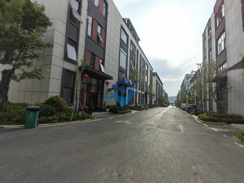 厂房仓库招租 层高7.8米可做隔层 可装行车 手续齐全不拆迁 可环评 挂车可进